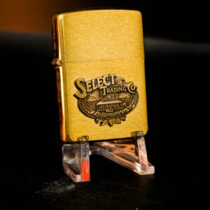 Zippo La Mã 1995 – Brushed Brass – Select Trading Tobaccoville