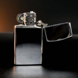 Zippo Slim Canada 1971 – Banister 9
