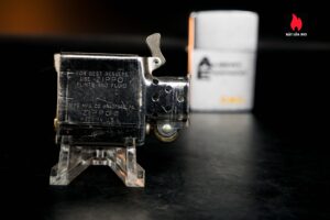 Zippo Xưa 1977 – Albert Equipment 11
