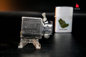 Zippo Xưa 1981 – Saudi Arabia Brush Chrome 8