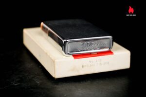 Zippo Xưa 1982 – National Defense Academy – Học viện Quốc phòng 4