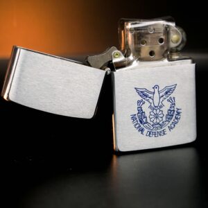 Zippo Xưa 1982 – National Defense Academy – Học viện Quốc phòng 8