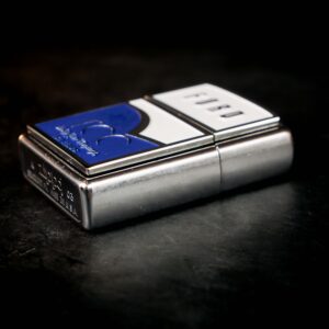 Zippo 2003 – Ford 100th – Blue & White Emblem Stress Chrome 2