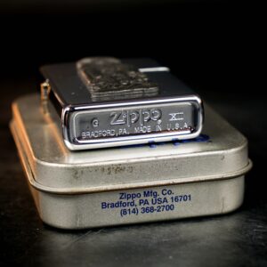 Zippo La Mã 1996 – Cigar Store Indians – High Polish Chrome 4