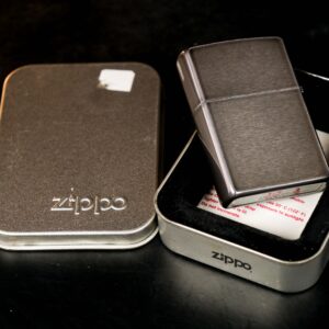 Zippo La Mã 1996 – Midnight – Waikiki Beach Club Hawaii 2