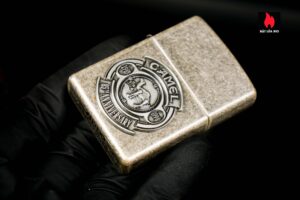 Zippo La Mã 1998 – Antique Silver Plate – Camel 85th Anniversary Emblem 10
