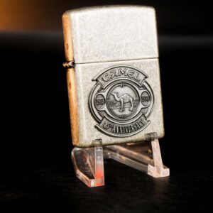 Zippo La Mã 1998 – Antique Silver Plate – Camel 85th Anniversary Emblem