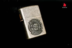 Zippo La Mã 1998 – Antique Silver Plate – Camel 85th Anniversary Emblem 7