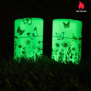 Zippo 46703 - Zippo Glowing Butterflies 540 Color Glow in the Dark 1
