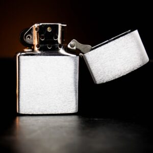 Zippo Xưa 1983 – U.S. Army Fort Leonard Wood Missouri 11