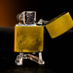 Zippo 1982 – Zippo Marlboro Running HorseMan 1982 – Đồng Nguyên Khối 2