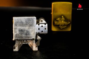Zippo 1982 – Zippo Marlboro Running HorseMan 1982 – Đồng Nguyên Khối 8