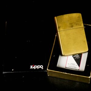 Zippo 1986 – Brass Marlboro Lighter Cowboy On Horseback With Lasso 4