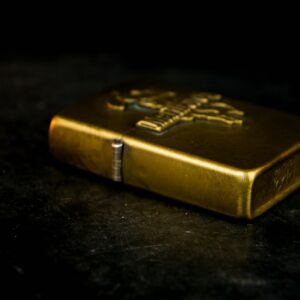 Zippo 1986 – Brass Marlboro Lighter Cowboy On Horseback With Lasso 6