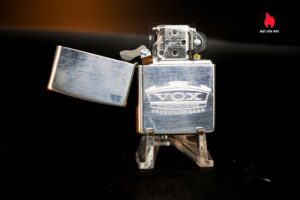 Zippo Bạc Khối 2007 – Sterling Silver – VOX 50 Years Of Golden Tone 8