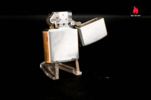 Zippo Bạc Khối 2007 – Sterling Silver – VOX 50 Years Of Golden Tone 9