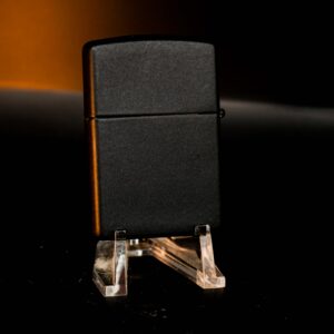Zippo La Mã 1992 – Black Matte – Marlboro Man Silhouette 1