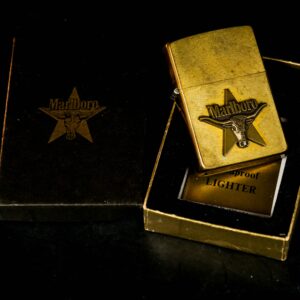 Zippo La Mã 1992 – Đồng Nguyên Khối – Không Khắc Tên – Marlboro Longhorns 1