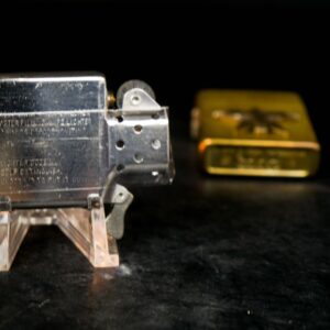 Zippo La Mã 1992 – Đồng Nguyên Khối – Không Khắc Tên – Marlboro Longhorns 15