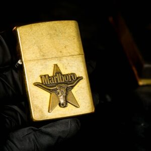 Zippo La Mã 1992 – Đồng Nguyên Khối – Không Khắc Tên – Marlboro Longhorns 21