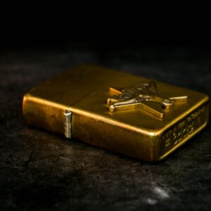 Zippo La Mã 1992 – Đồng Nguyên Khối – Không Khắc Tên – Marlboro Longhorns 6