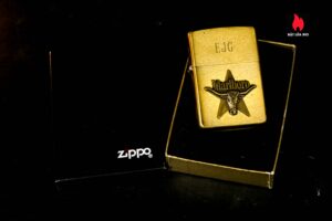 Zippo La Mã 1992 – Đồng Nguyên Khối – Marlboro Longhorns – EJG 1