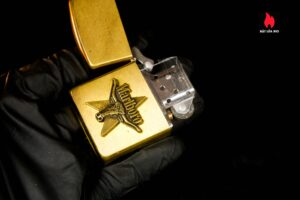 Zippo La Mã 1992 – Đồng Nguyên Khối – Marlboro Longhorns – EJG 18