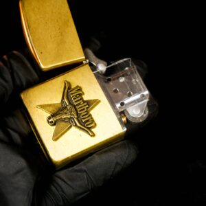 Zippo La Mã 1992 – Đồng Nguyên Khối – Marlboro Longhorns – EJG 18