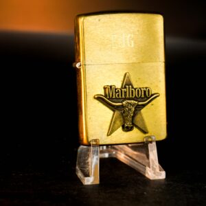 Zippo La Mã 1992 – Đồng Nguyên Khối – Marlboro Longhorns – EJG