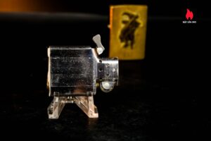Zippo La Mã 1992 – Marlboro Wild West – RAJ – Đồng Nguyên Khối 8
