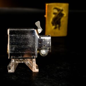 Zippo La Mã 1992 – Marlboro Wild West – RAJ – Đồng Nguyên Khối 8