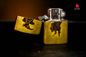 Zippo La Mã 1994 – Đồng Nguyên Khối – Country Store Marlboro Rodeo 7