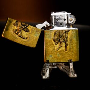 Zippo La Mã 1994 – Đồng Nguyên Khối – Marlboro Rodeo Country Store – Cũ 1