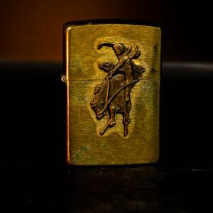 Zippo La Mã 1994 – Đồng Nguyên Khối – Marlboro Rodeo Country Store – Cũ 6