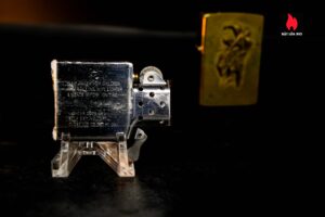 Zippo La Mã 1994 – Đồng Nguyên Khối – Marlboro Rodeo Country Store – Cũ 9