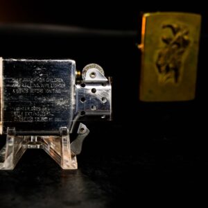 Zippo La Mã 1994 – Đồng Nguyên Khối – Marlboro Rodeo Country Store – Cũ 9