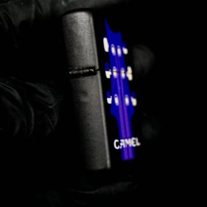 Zippo La Mã 1995 – Camel Guitar Neck Musical 5