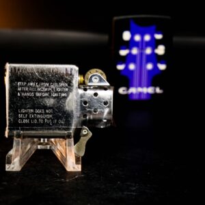 Zippo La Mã 1995 – Camel Guitar Neck Musical 7