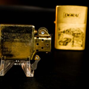Zippo La Mã 1996 – Đồng Nguyên Khối - Doral Tobaccoville 10