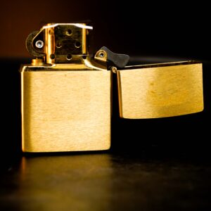 Zippo La Mã 1996 – Đồng Nguyên Khối - Doral Tobaccoville 14