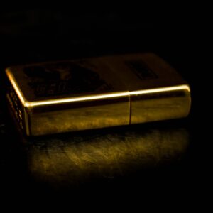 Zippo La Mã 1996 – Đồng Nguyên Khối - Doral Tobaccoville 4