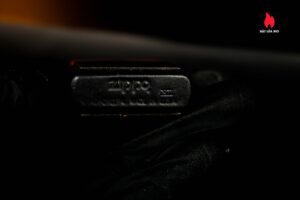 Zippo La Mã 1996 – Emblem Marlboro Red Roof 2
