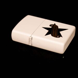 Zippo La Mã 1996 – Hollywood Star 3