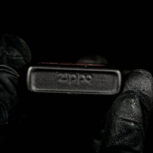 Zippo La Mã 1998 Marlboro Black Matte Compass 4
