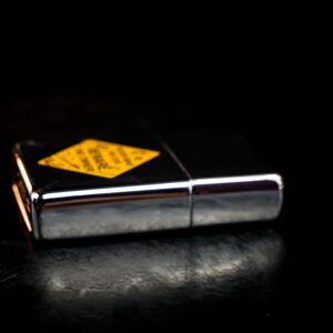 Zippo La Mã 1999 – Road-Sign Australia Series – Beware of Owner 5