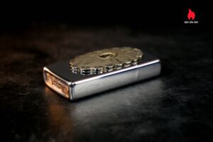 Zippo Slim La Mã 1999 – Indian Cherokee – High Polish Chrome 7
