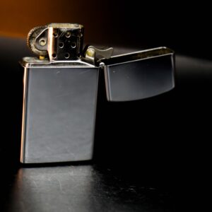 Zippo Slim Xưa 1976 – Cũ - Seiko 10