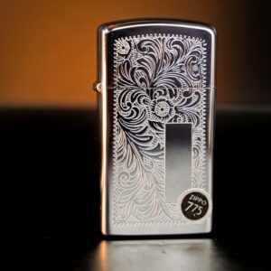 Zippo Slim Xưa 1976 – Venetian – Hoa Văn Ý 13