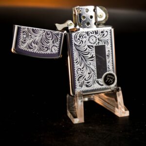 Zippo Slim Xưa 1976 – Venetian – Hoa Văn Ý 4