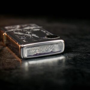 Zippo Slim Xưa 1976 – Venetian – Hoa Văn Ý 9
